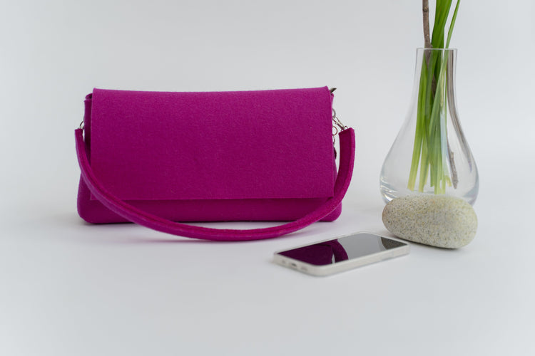 FINE FELT *A* die Pochette-Clutch
