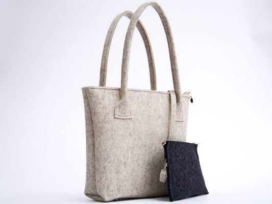 FINE FELT *G* Shoulder-Bag in Tulpenform, hellgrau-meliert