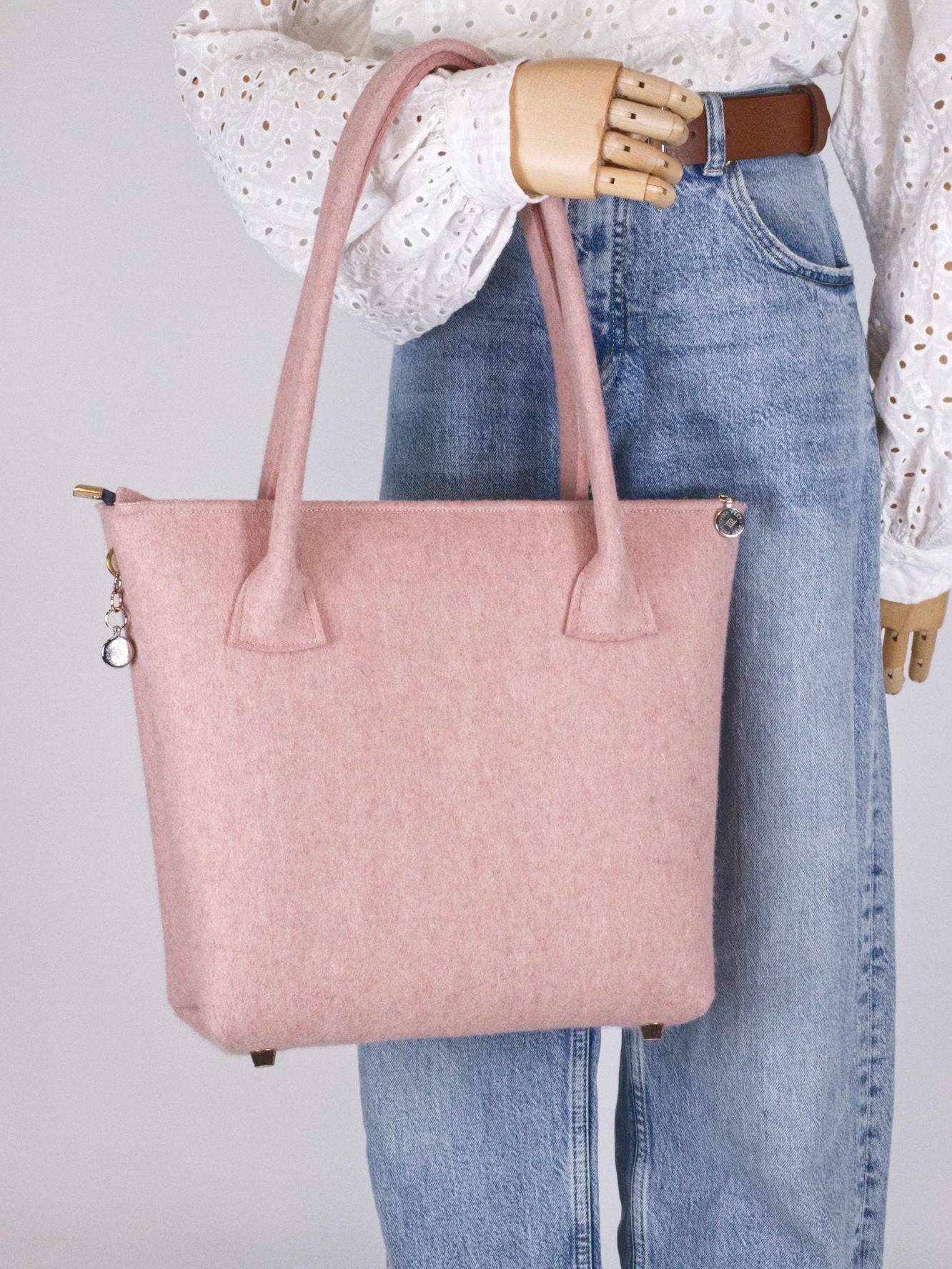 FINE FELT *G* Shoulder-Bag in Tulpenform, rosé